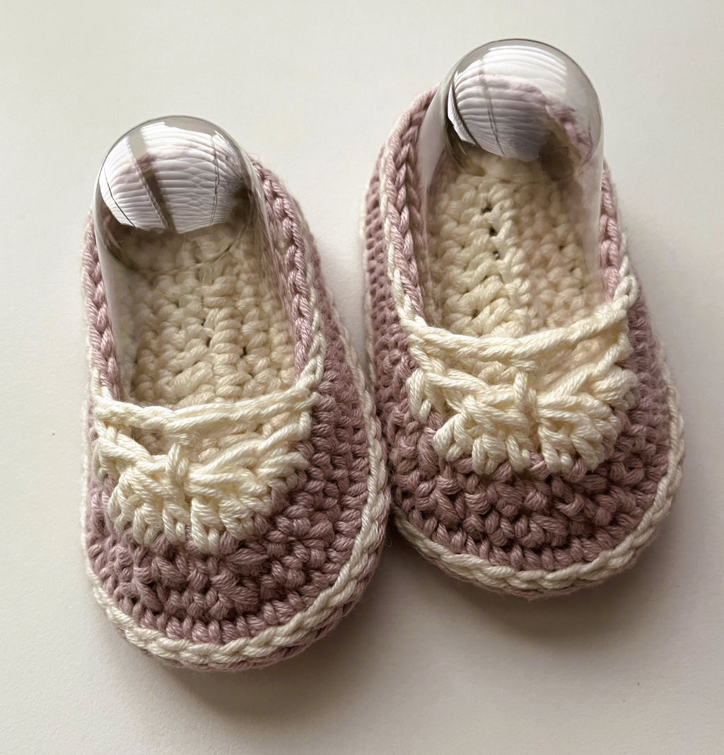 Gerber Onesie Baby Girl Set: Gray Crochet Skirt & Pink Cream Mary Jane Booties - 6-8 Months Handmade